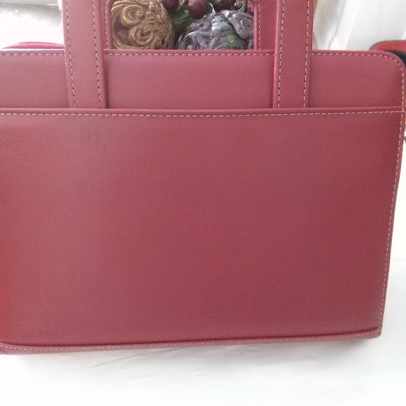 "New" Day one leather planner - Picture 3 of 6